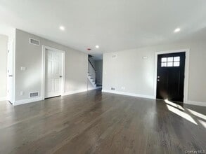 27 Church St in Highland Falls, NY - Building Photo - Building Photo