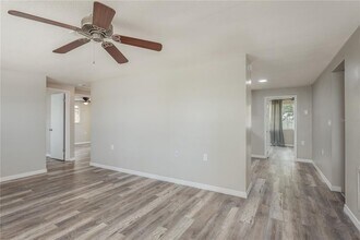 5646 Festivo Dr in Holiday, FL - Building Photo - Building Photo