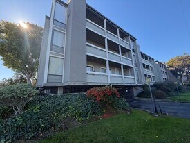 1081 Beach Park Blvd in Foster City, CA - Building Photo