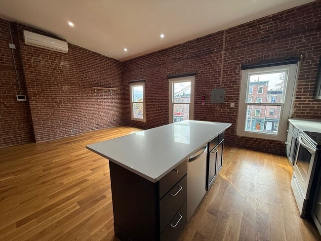 194 Broadway in Newburgh, NY - Building Photo - Building Photo