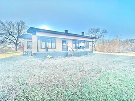 243 Love St in McConnells, SC - Building Photo