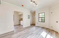 Plaza Apartments in Oklahoma City, OK - Building Photo - Interior Photo