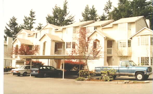 Sunset Square Apartments in Renton, WA - Foto de edificio - Building Photo