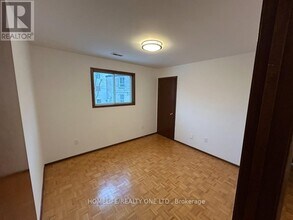 13 East Rd in Toronto, ON - Building Photo - Building Photo