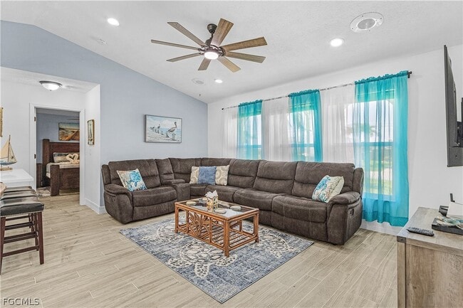 property at 428 SW 37th St