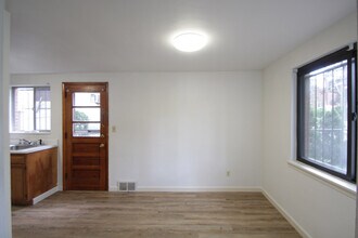 421 Franklin Ave in Pittsburgh, PA - Building Photo - Building Photo