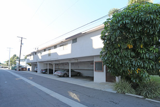 Wellesley Manor in Los Angeles, CA - Building Photo - Building Photo