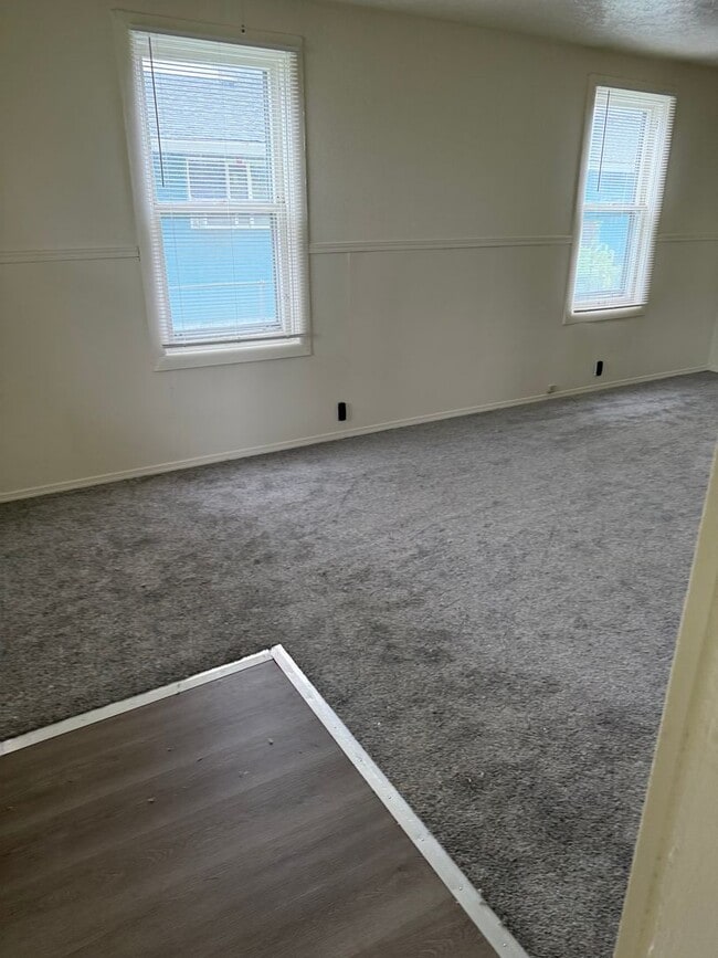 494 N 10th St in Saint Helens, OR - Building Photo - Building Photo