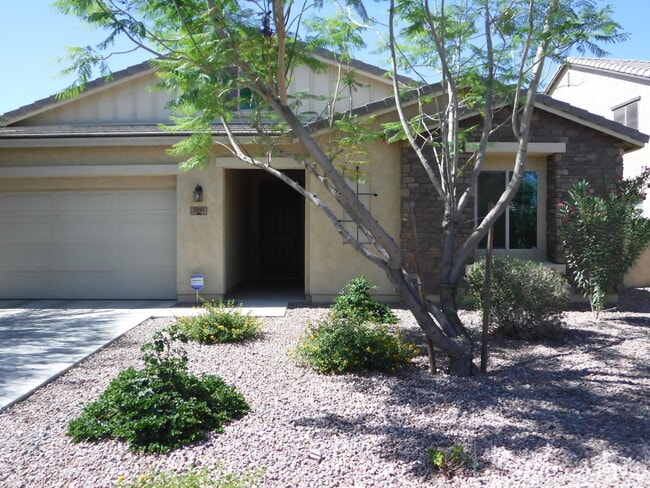 3391 E Yellowstone Pl in Chandler, AZ - Building Photo - Building Photo