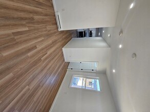 1153 Main St, Unit 3A in Windham, CT - Foto de edificio - Building Photo