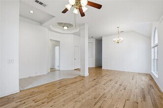 6609 Candlecreek Ln in Plano, TX - Building Photo - Building Photo