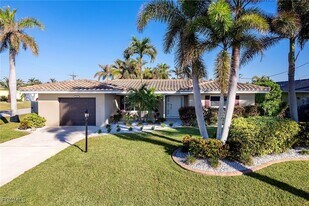 171 SW 51st Terrace in Cape Coral, FL - Building Photo