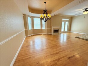 2856 Bayshore Trails Dr in Tampa, FL - Building Photo - Building Photo