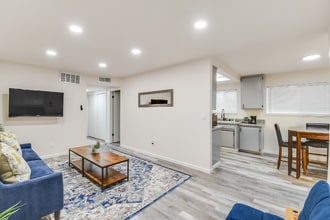 1104 F St in Marysville, CA - Foto de edificio - Building Photo