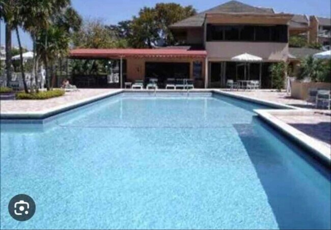 7785 SW 86th St, Unit Apr 1/1.5 in Kings Creek South in Miami, FL - Building Photo - Building Photo