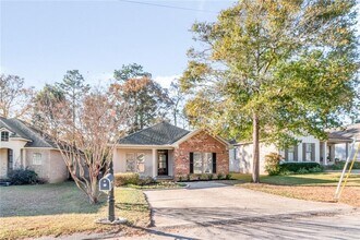 1054 Linlen Ave in Mobile, AL - Building Photo - Building Photo