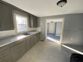 1134 S Haden St in Independence, MO - Building Photo - Building Photo