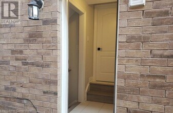 44 Branigan Cres in Halton Hills, ON - Building Photo - Building Photo
