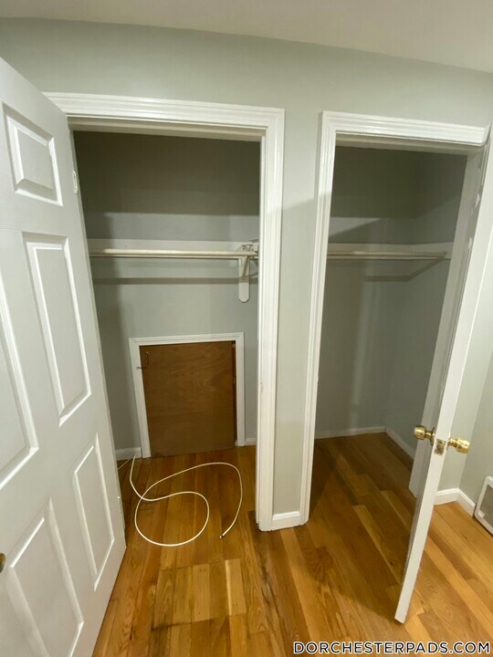 42 Woodrow Ave in Boston, MA - Building Photo