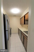 4812 Ravens Crest Dr in Plainsboro, NJ - Building Photo - Building Photo