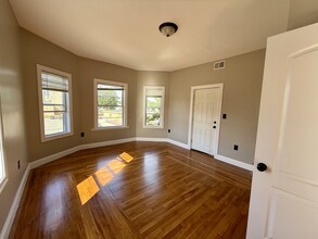 615 N Montello St, Unit 3 in Brockton, MA - Building Photo - Building Photo