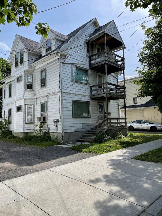 290 Robinson St-Unit -2 in Binghamton, NY - Building Photo