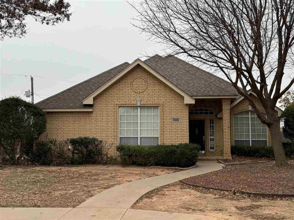 4 Sundial Ct in Wichita Falls, TX - Building Photo