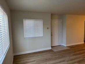 1980 Las Palmas Ln in Laughlin, NV - Building Photo - Building Photo