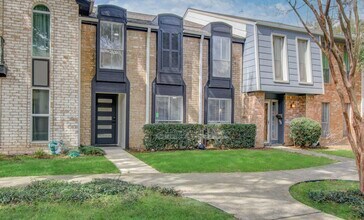 14231 Misty Meadow Ln in Houston, TX - Building Photo - Building Photo