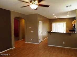 1011 E Ranch Rd in Gilbert, AZ - Building Photo - Building Photo