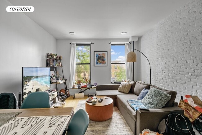 566 Vanderbilt Ave in Brooklyn, NY - Building Photo - Building Photo