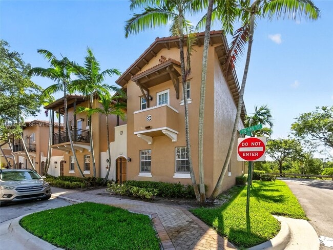 625 SW 146th Terrace
