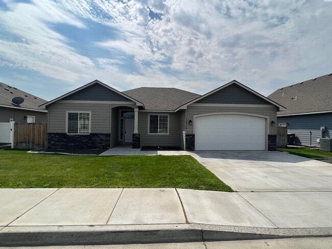property at 10319 W 17th Pl