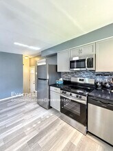 20853 Garden Ln in Ferndale, MI - Building Photo - Building Photo