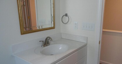 216 W 29th St in Buena Vista, VA - Building Photo - Building Photo