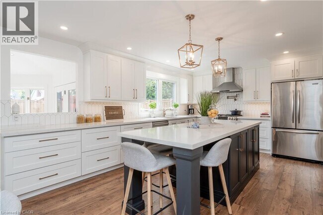 164 Heiman St in Kitchener, ON - Building Photo - Building Photo