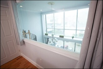 205 N 11th St in Philadelphia, PA - Building Photo - Building Photo
