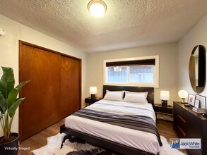 933 W 20th Ave in Anchorage, AK - Building Photo - Building Photo