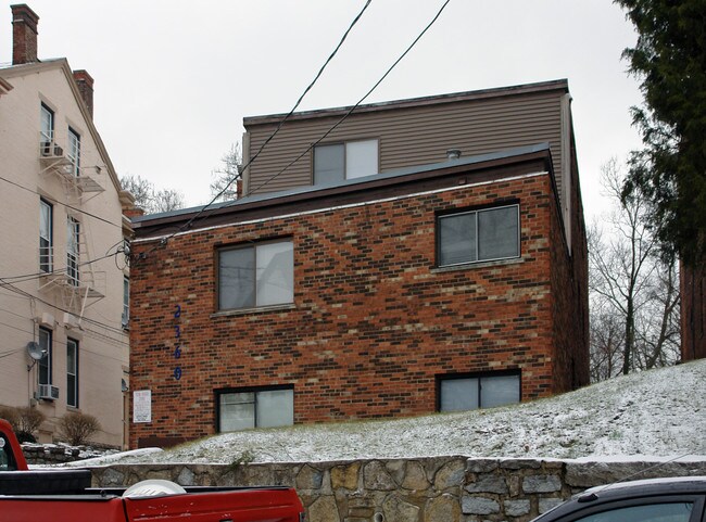 2360 Ohio Ave in Cincinnati, OH - Building Photo - Building Photo