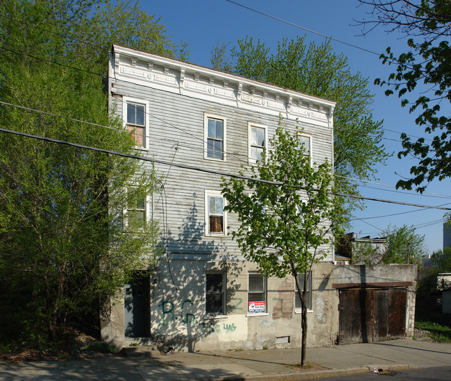 23 Teunis St in Albany, NY - Building Photo - Building Photo