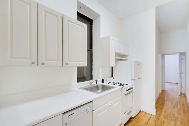 507 east 83rd Street in New York, NY - Building Photo - Building Photo