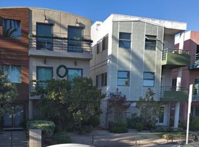 223 Market St in Los Angeles, CA - Building Photo - Building Photo