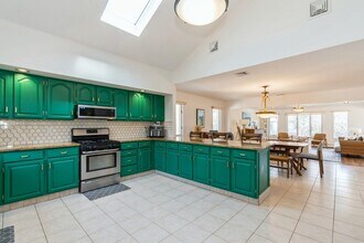 13 75th St in North Bergen, NJ - Building Photo - Building Photo