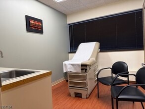 16 Pocono Rd in Denville, NJ - Building Photo - Building Photo