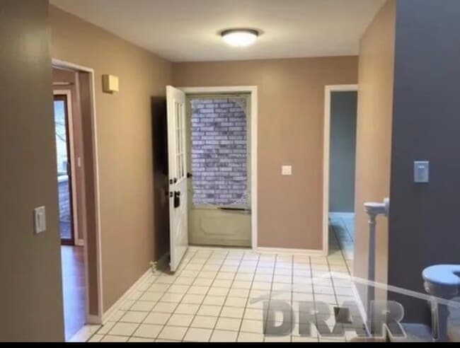 property at 49760 Potomac Ct