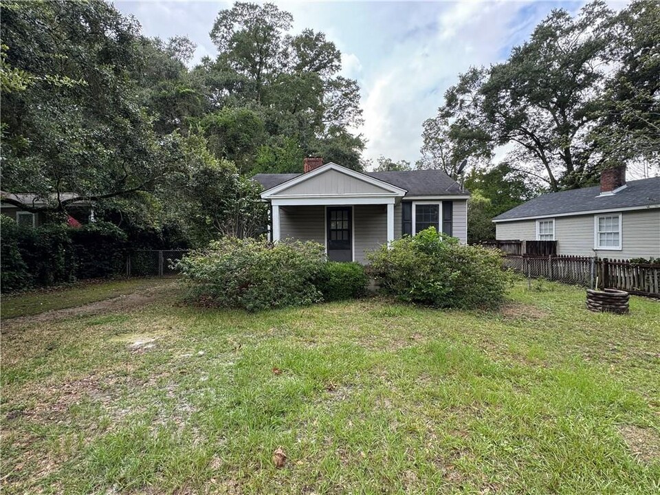 371 Hillwood Cir E in Mobile, AL - Building Photo