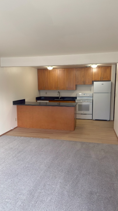 12722 76th Ave S in Seattle, WA - Foto de edificio