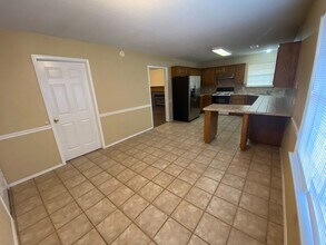 2106 Breckenridge Terrace in Greenwood, AR - Building Photo - Building Photo