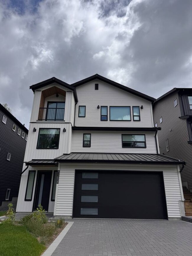property at 11058 Lockwood St