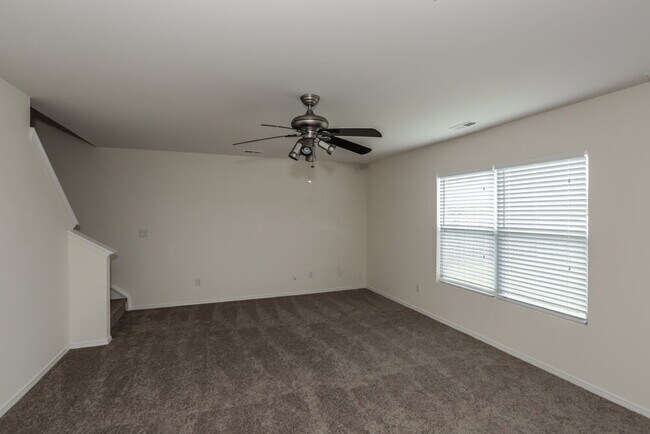 1646 Rustic Arch Way in Huntersville, NC - Building Photo - Building Photo